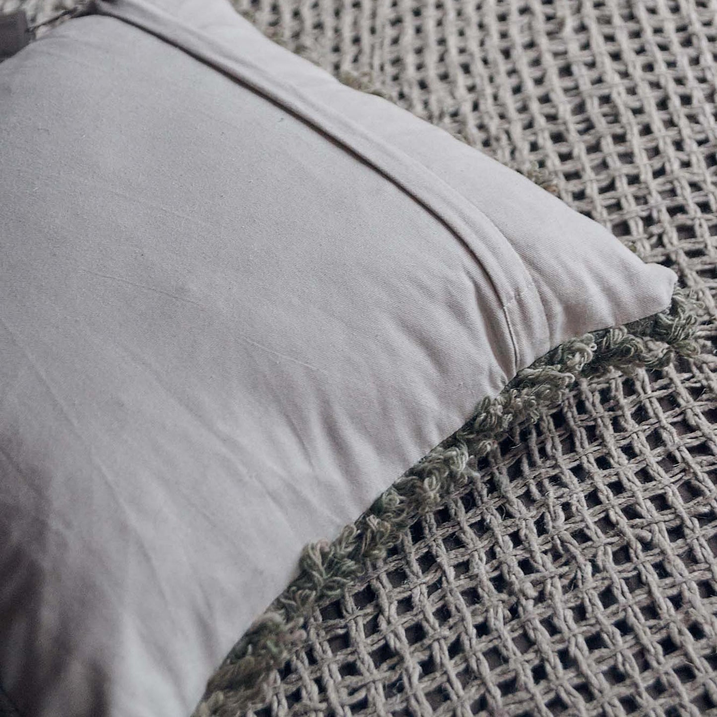 QUARRY TEXTURED CUSHION