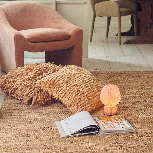 FINLEY PORTABLE TABLE LAMP, PINK