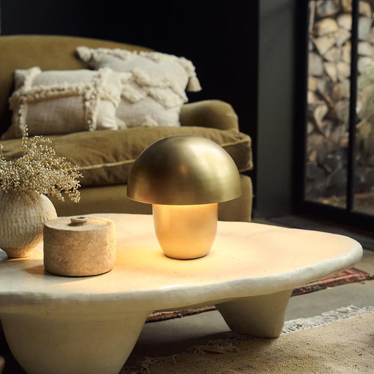 TITAN GOLD DOME LAMP